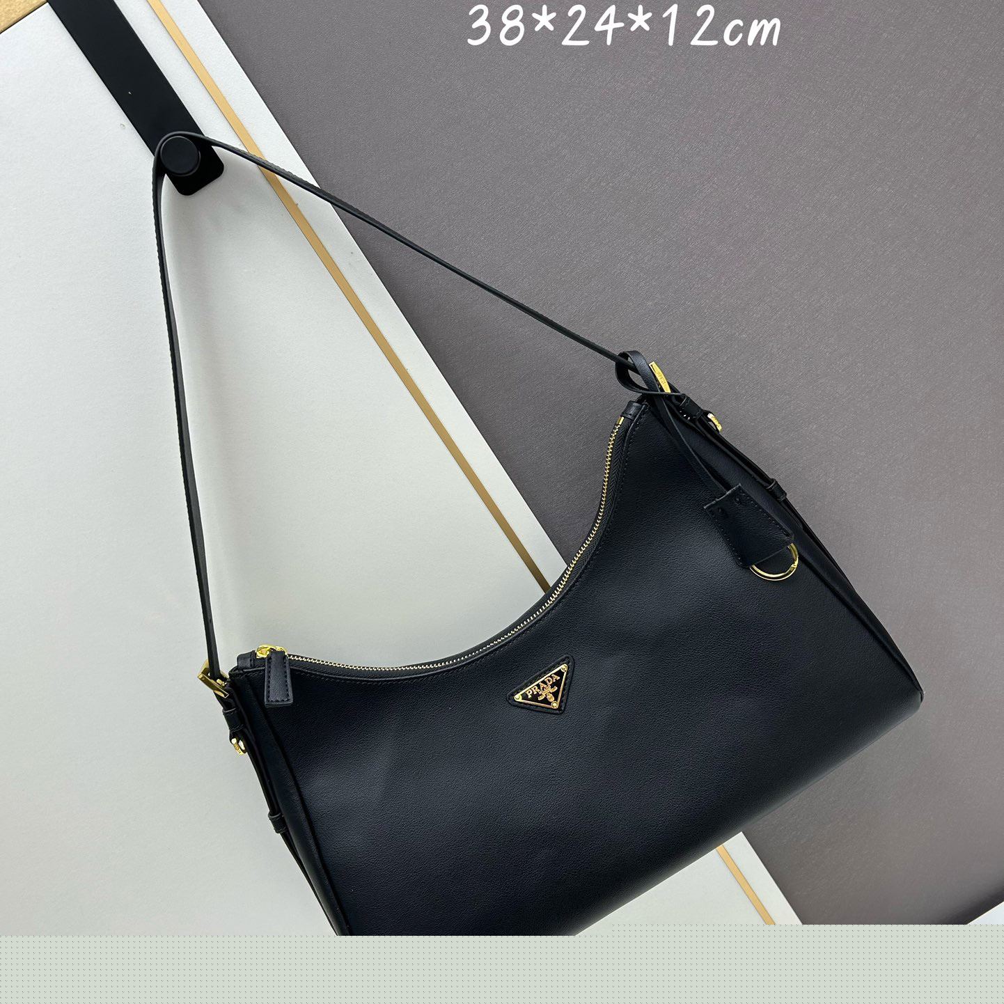 Pra*a top handle bags